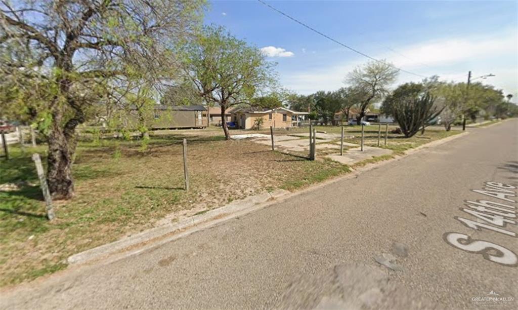 Photo 3 of 401 Samano Street