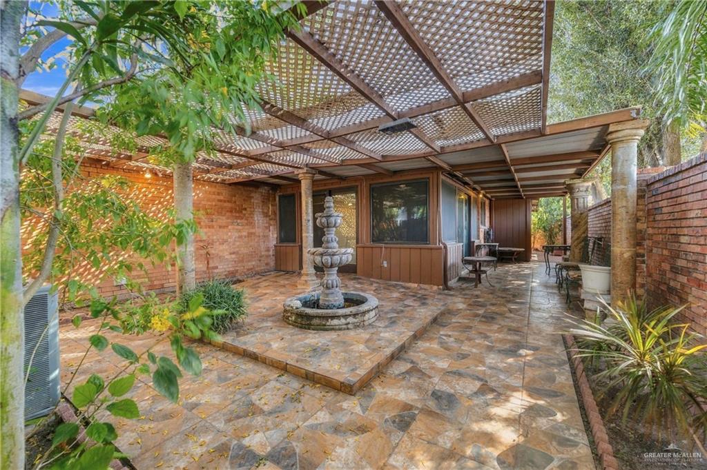 Photo 23 of 3620 Gumwood Avenue #1