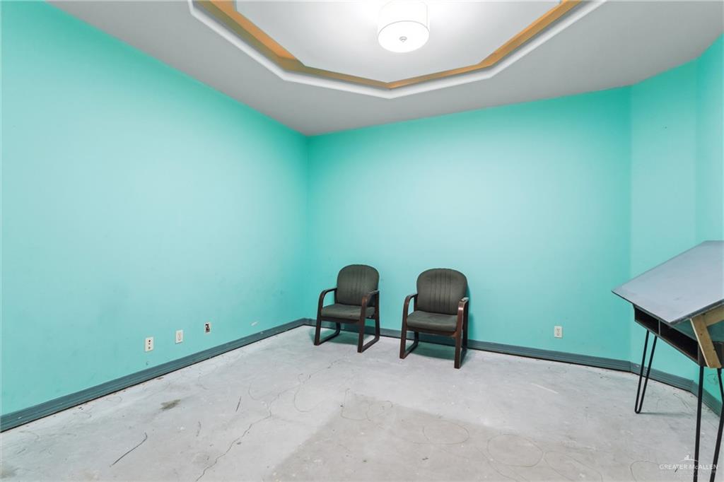 Photo 11 of 4800 Quale Drive