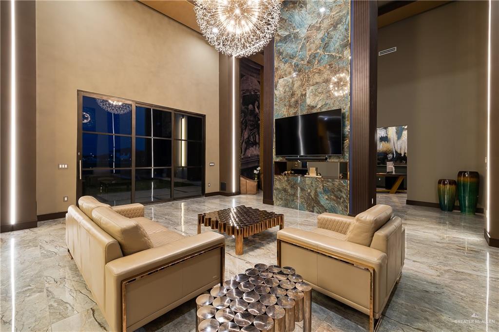 Photo 8 of 4704 Estancia Parkway
