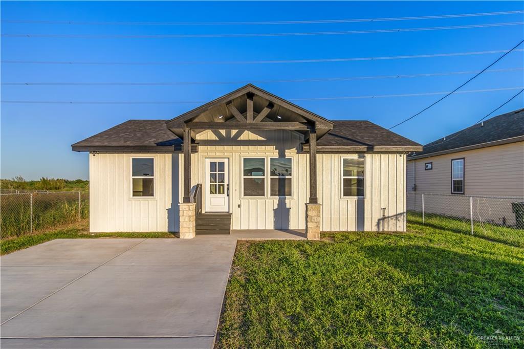 Photo 1 of 3304 Dichoso Avenue, Donna