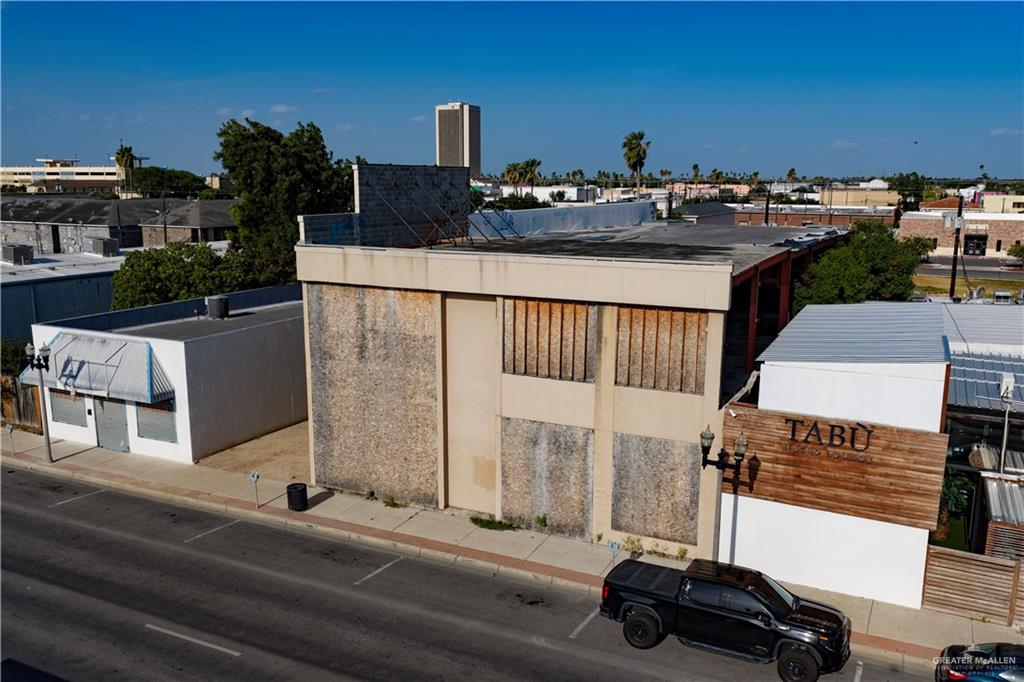 Photo 6 of 515 17th Street