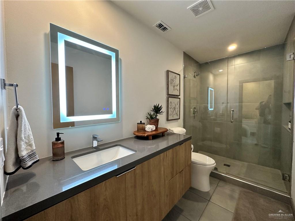 Photo 16 of 1308 Iris Avenue #3