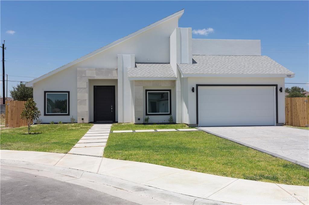 Photo 1 of 5207 43rd Lane, McAllen