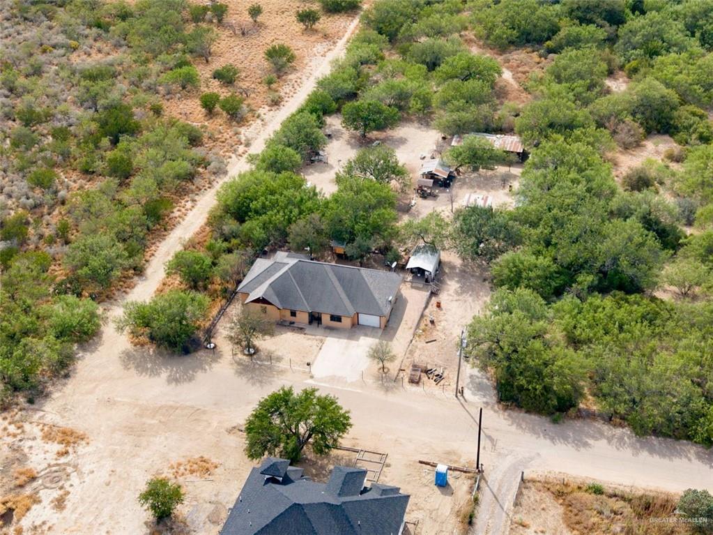 Photo 13 of 285 Tulipan Street
