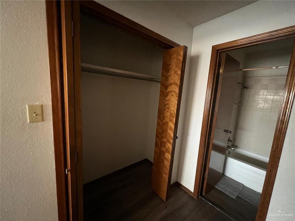 Photo 13 of 600 Toronto Avenue #33