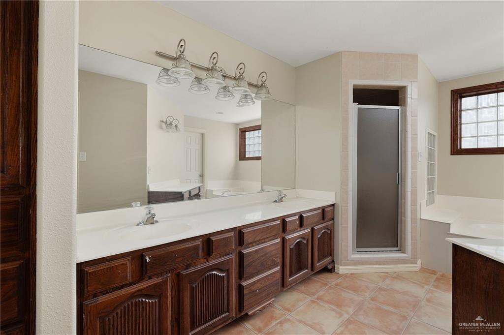 Photo 12 of 21600 Los Venados Drive