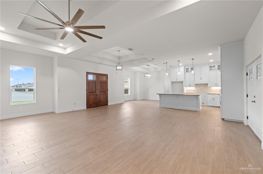 Photo 5 of 5704 Ebony Street