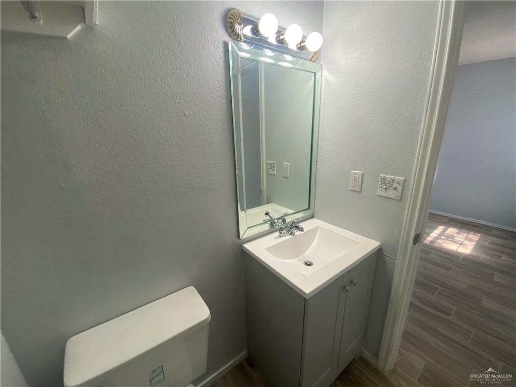 Photo 20 of 2203 Coma Avenue