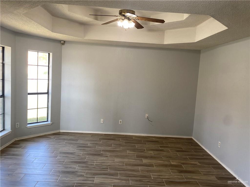 Photo 6 of 2203 Coma Avenue