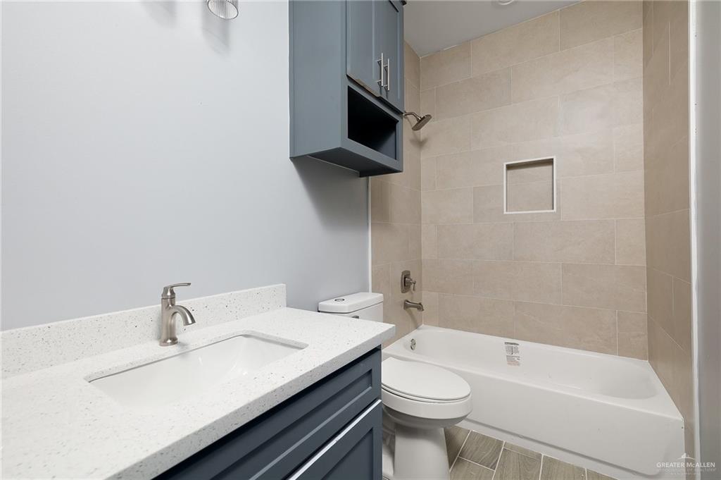 Photo 6 of 2602 Clearview Street