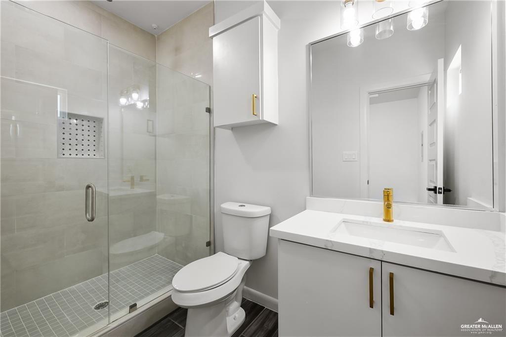 Photo 11 of 1424 Hibiscus Avenue #3