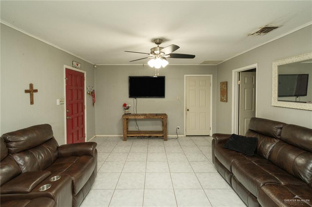 Photo 4 of 1200 Willow Street