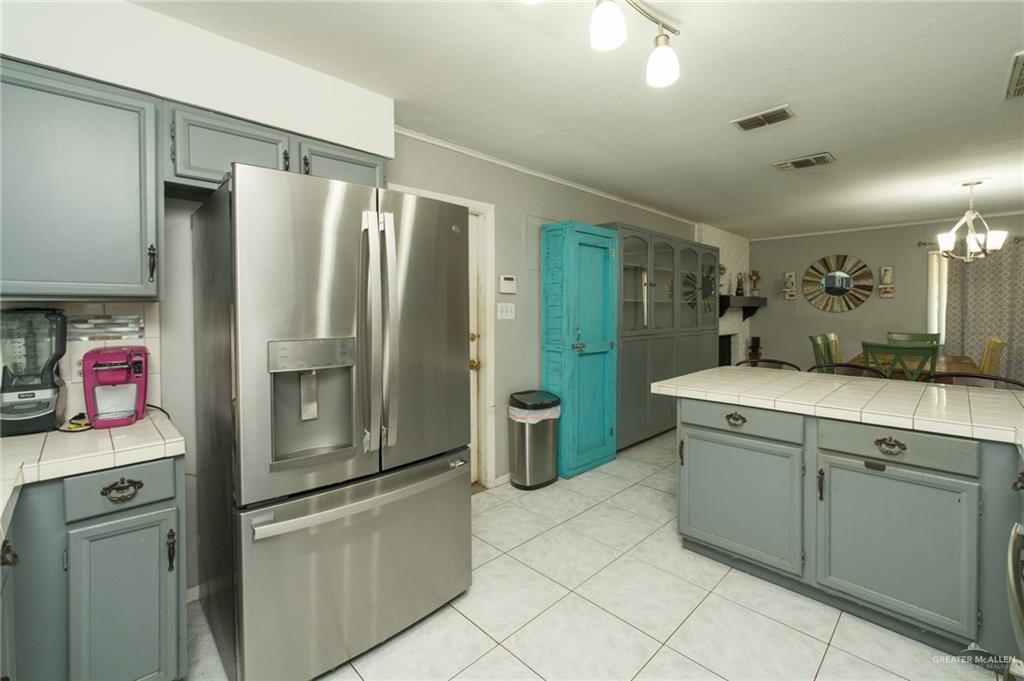 Photo 8 of 1200 Willow Street