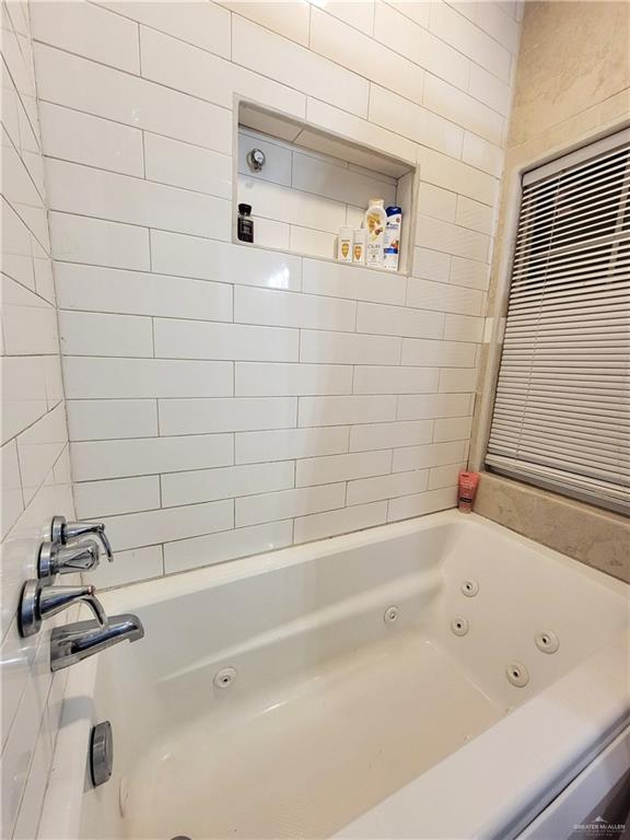 Photo 14 of 8544 Lago Vista Drive