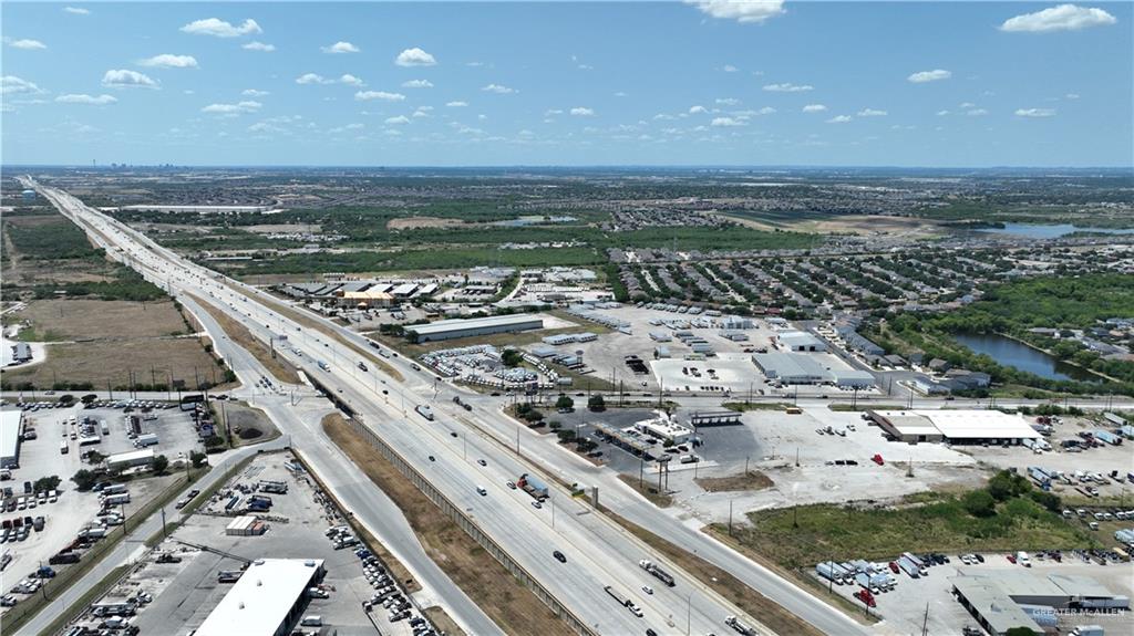 Photo 4 of 8755 Interstate Highway 10