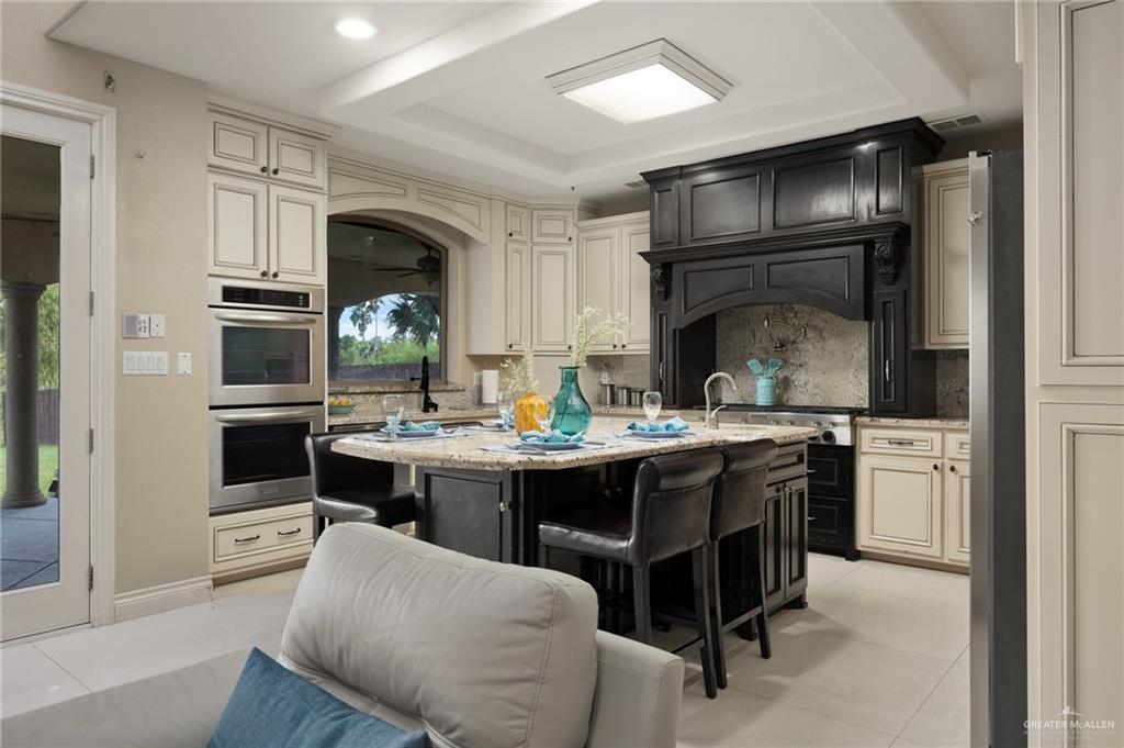 Photo 10 of 7405 Lago Escondido Drive