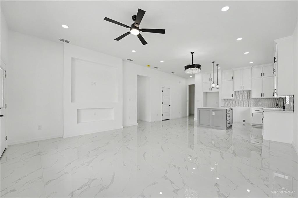 Photo 6 of 5805 Gira Del Sol Street