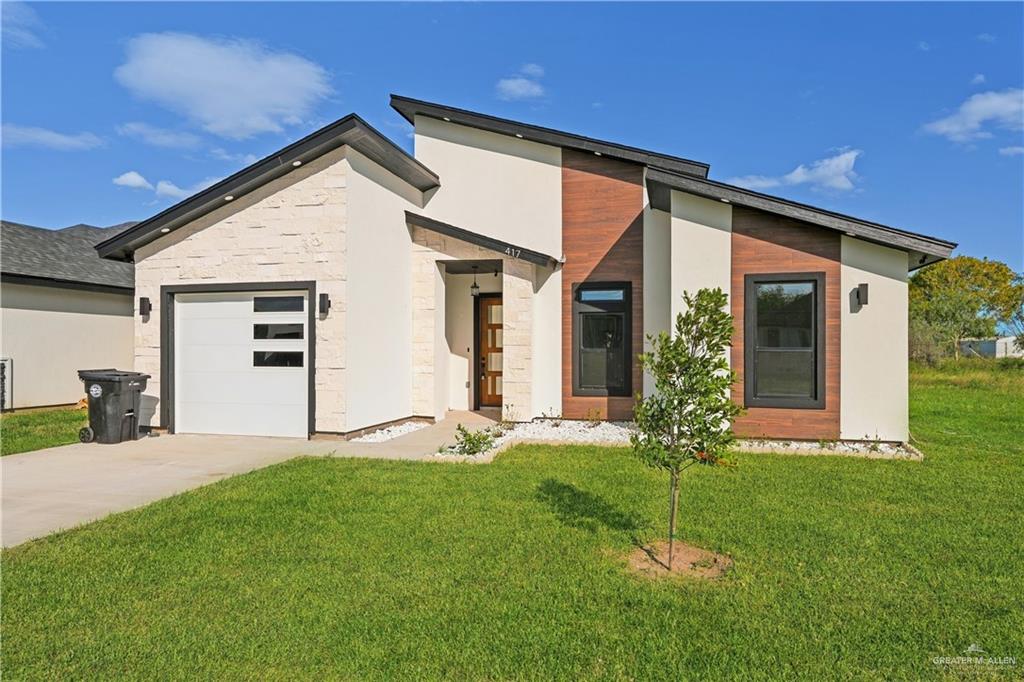 Photo 1 of 417 Freedom Way, Weslaco