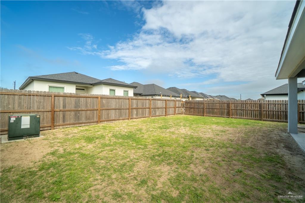 Photo 13 of 6005 Rayo Del Sol Street
