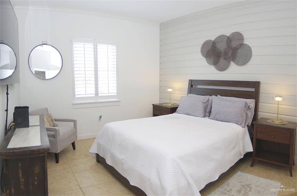 Photo 16 of 6410 Padre Boulevard #102