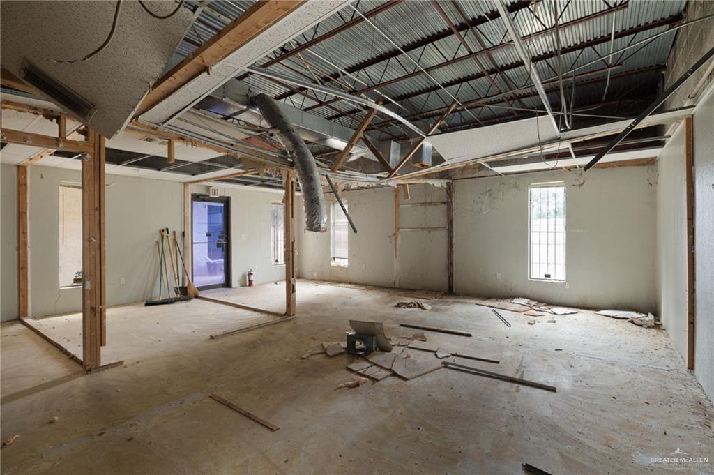 Photo 4 of 419 Nolana Avenue #C