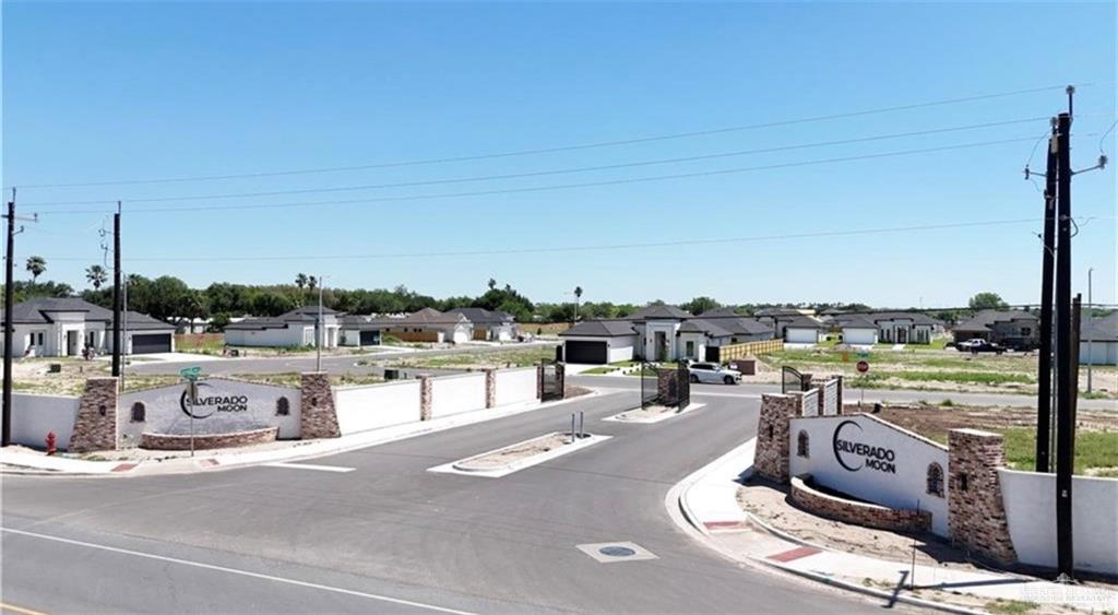 Photo 1 of 001 Baylor Avenue, McAllen