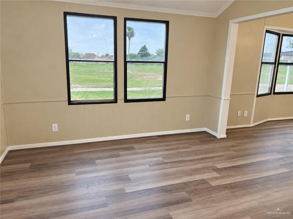 Photo 9 of 2812 Scarlet Court