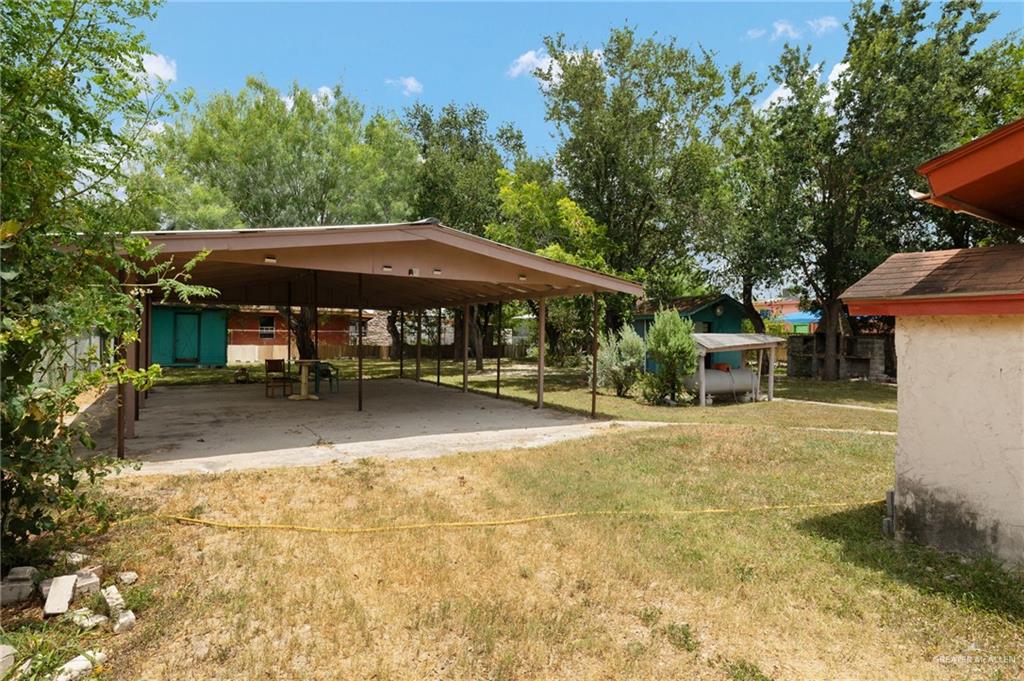 Photo 14 of 4012 Raul Longoria Road