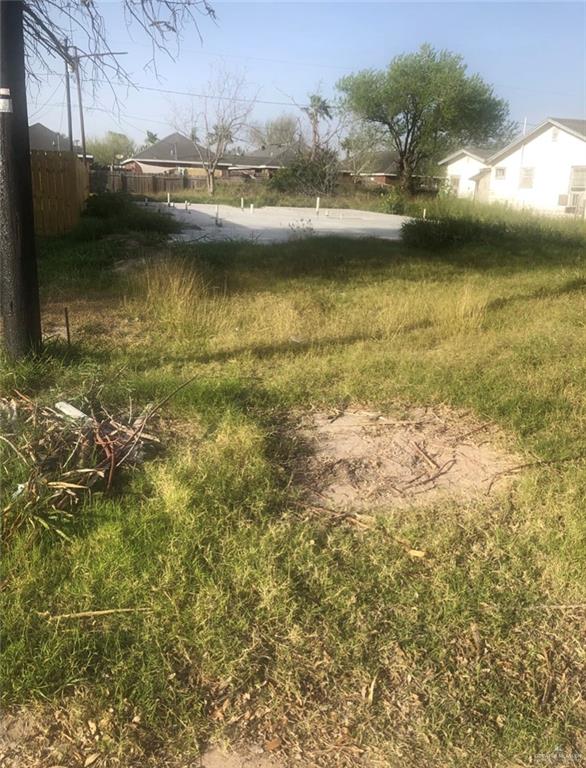 Photo 6 of 706 Ebony Street
