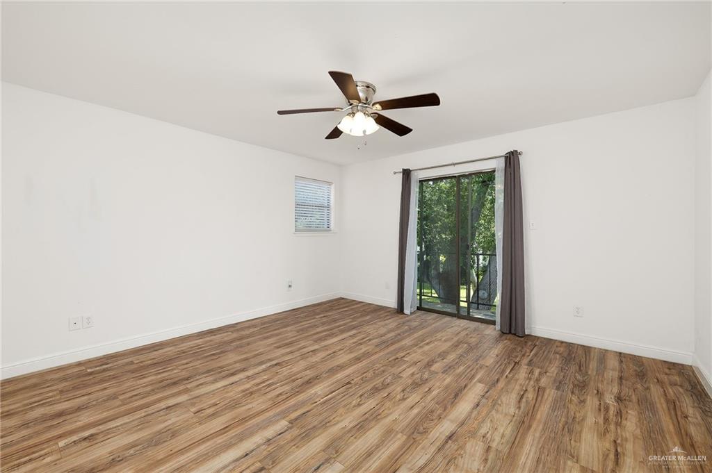 Photo 13 of 113 Tearose Avenue