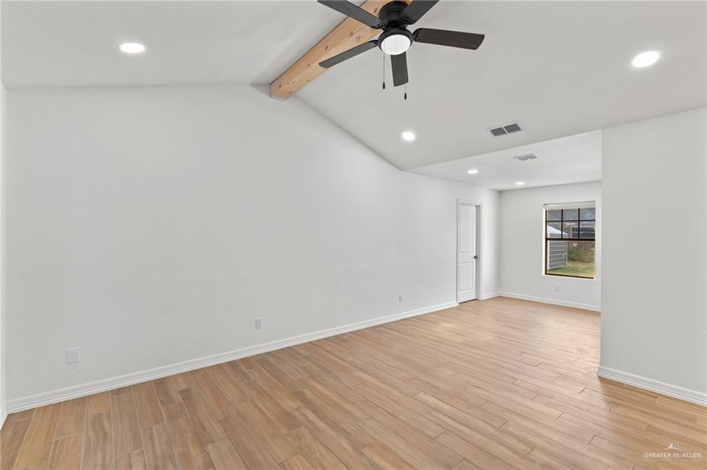 Photo 4 of 104 Aldrin Street