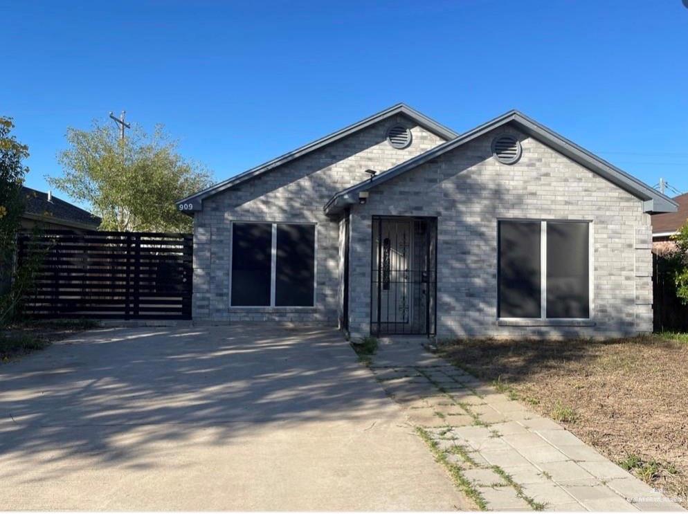 Photo 1 of 909 Atlanta Street, Edinburg