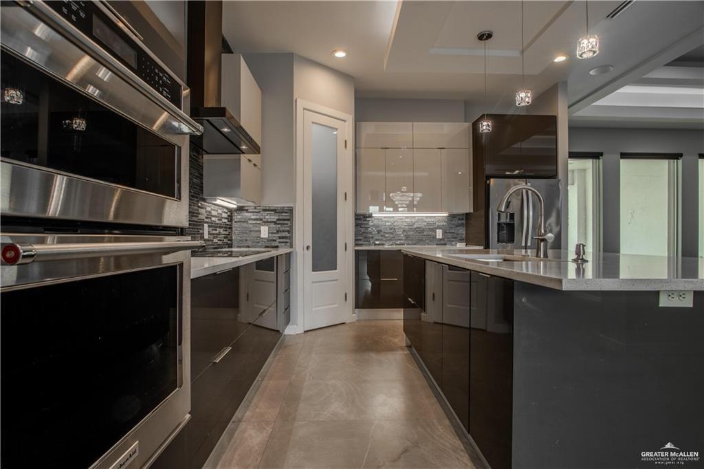 Photo 5 of 2608 Granjeno Avenue