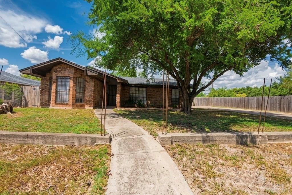 Photo 1 of 114 La Quinta Drive, Pharr