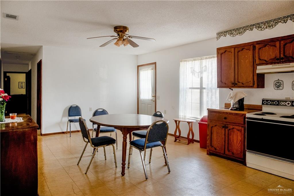 Photo 10 of 849 Clark Street