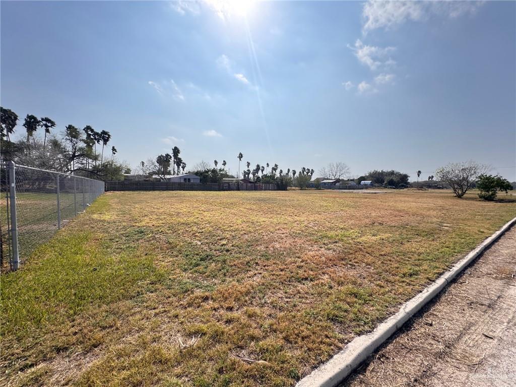 Photo 6 of 10912 Cantu Drive