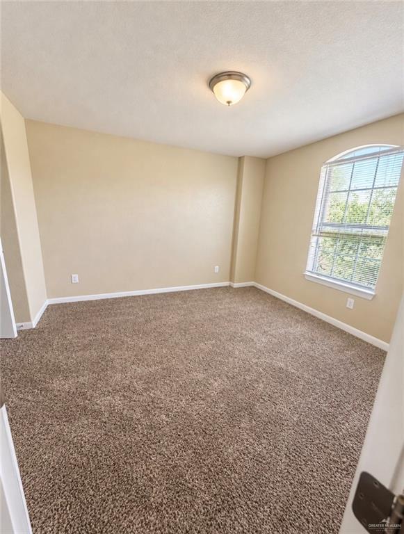 Photo 9 of 3901 Santa Maria Street