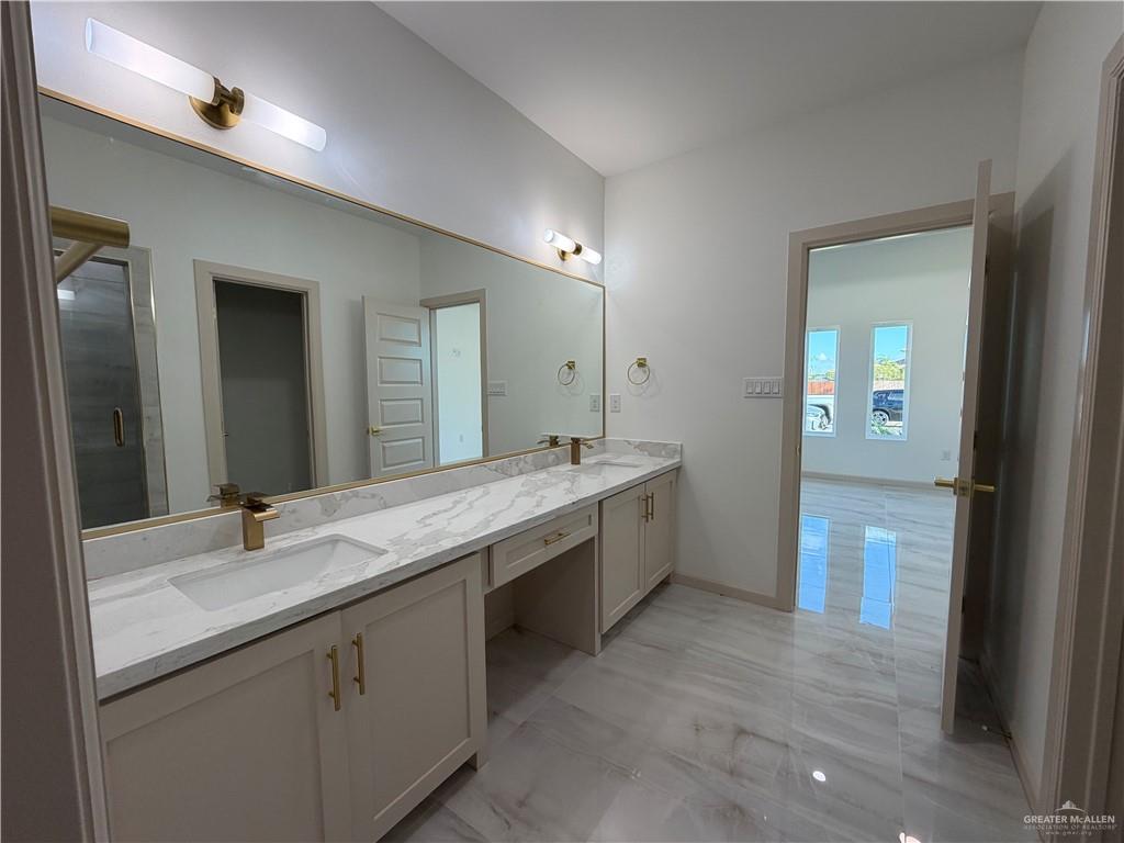 Photo 13 of 1008 Corales Street