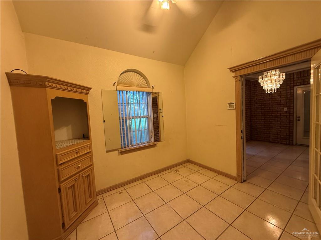 Photo 8 of 2100 Flor Lane