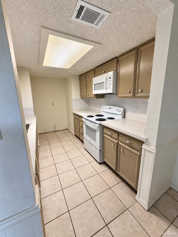 Photo 5 of 1112C Valley View #C