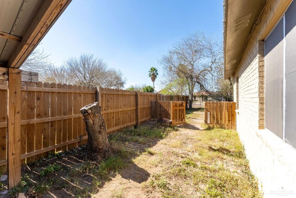 Photo 36 of 903 19th Avenue
