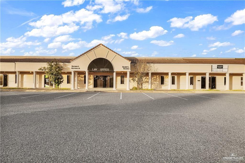 Photo 1 of 814 Del Oro Lane, Pharr