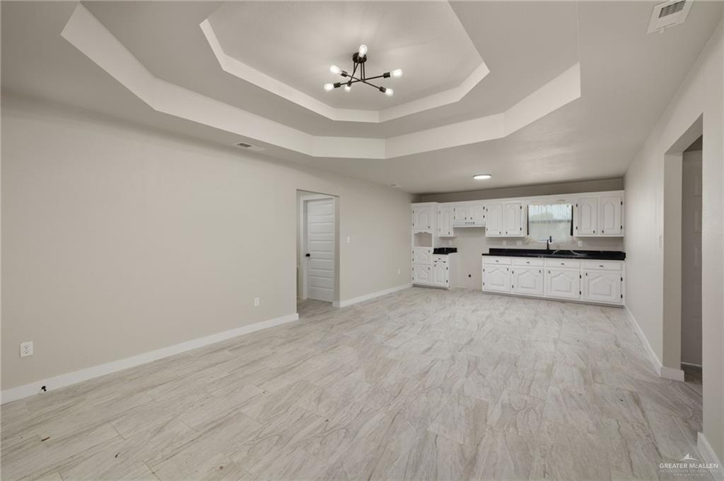 Photo 3 of 805 Pammy Circle