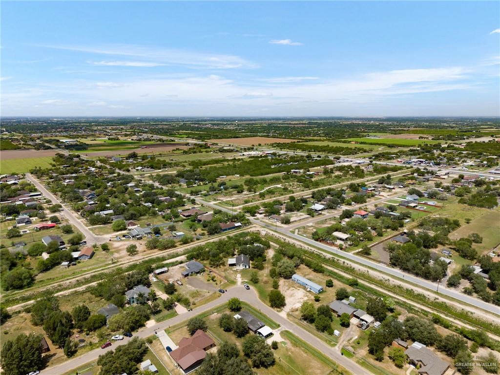 Photo 16 of 307 Lantana Drive