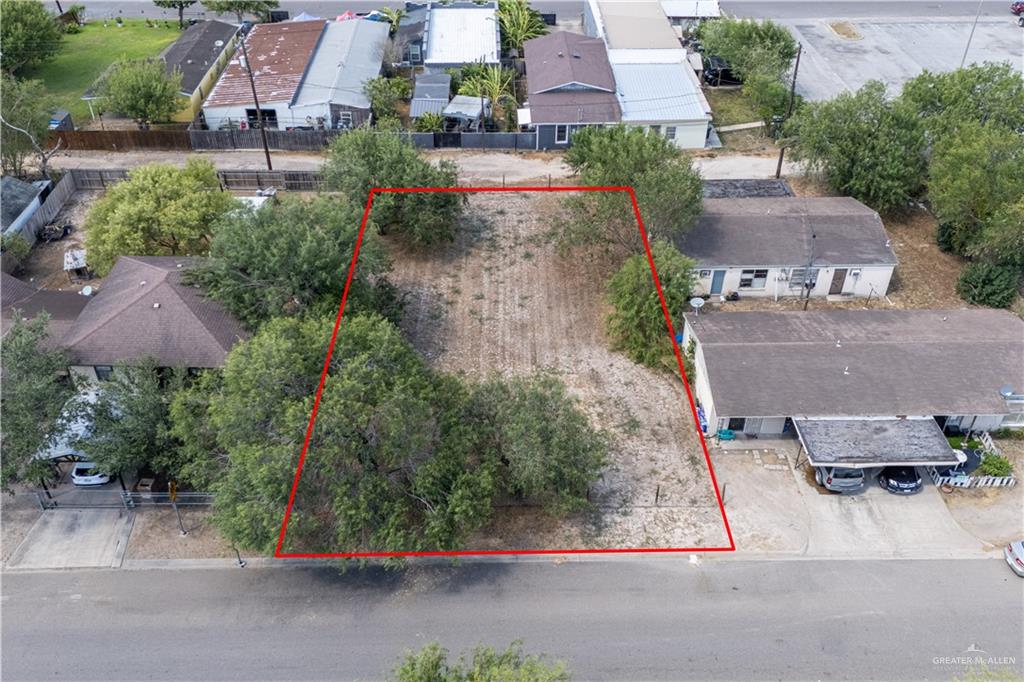Photo 2 of 208 Primrose Avenue