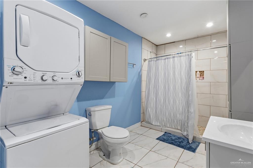 Photo 16 of 1215 Coyote Street