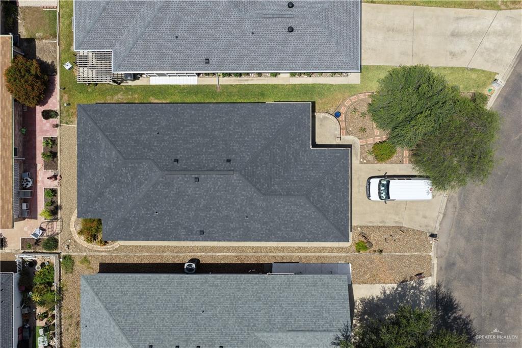 Photo 17 of 114 Saturn Street