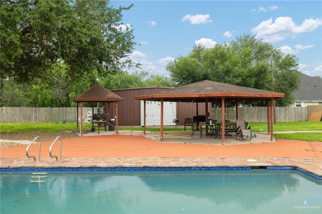 Photo 23 of 1215 Sioux Road