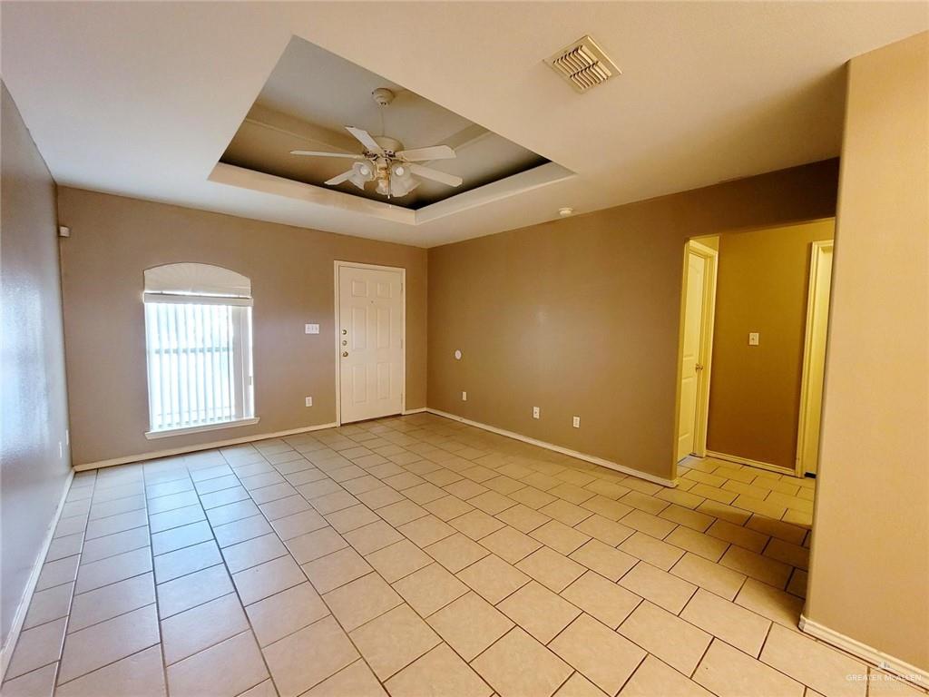 Photo 9 of 2402 Tahiti Drive #7
